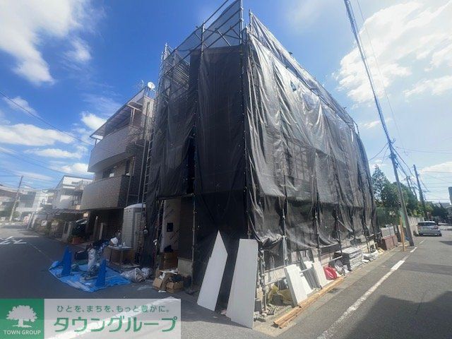 建物外観　駐車場