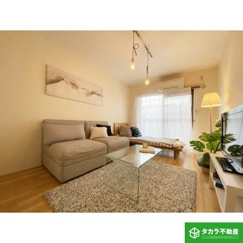 居室・リビング　写真は２０３号