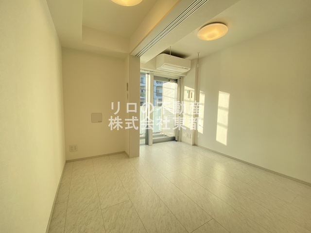 居室・リビング　明るい雰囲気で暮らしやすい！優しい質感の室内がオススメ☆