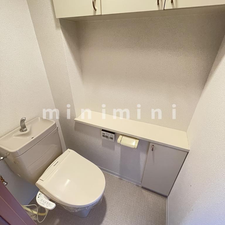 トイレ　※写真は他号室を含む為現状優先とさせて頂きます