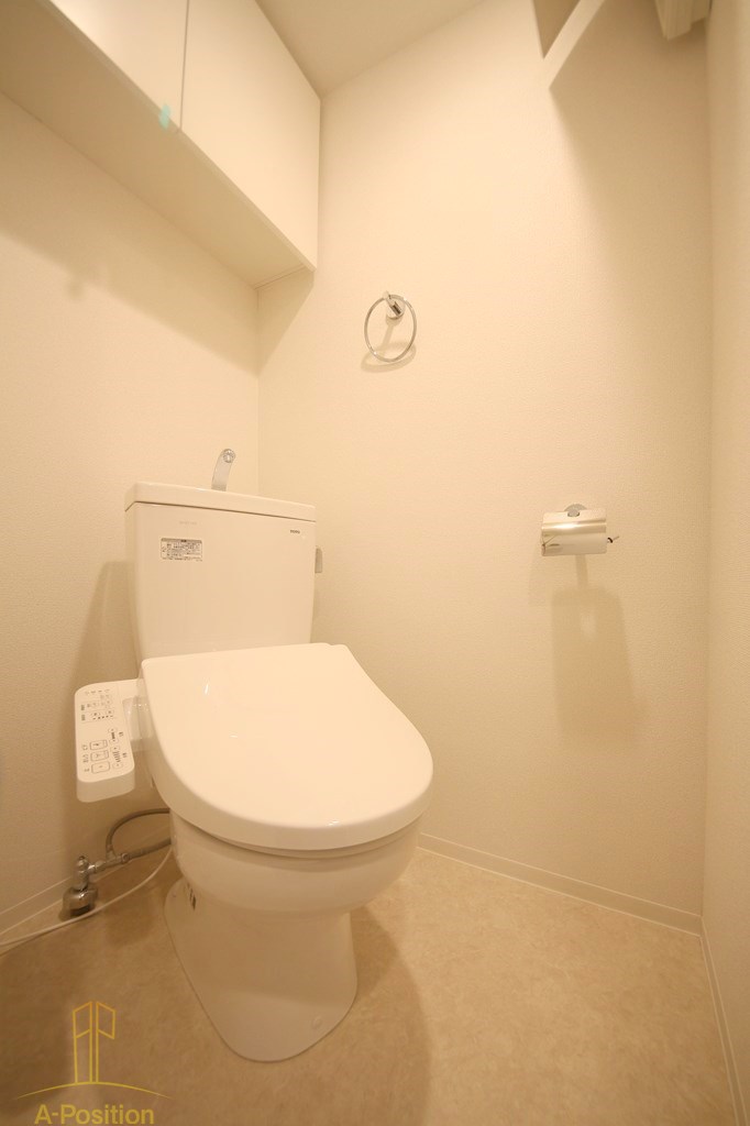 トイレ　セレニテ本町東リアン