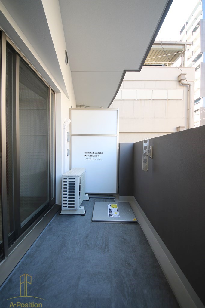 バルコニー　セレニテ本町東リアン