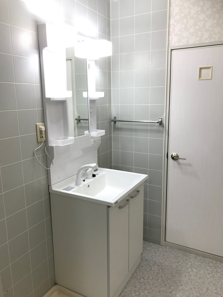 洗面設備　洗面台新しくなりました♪新品♪