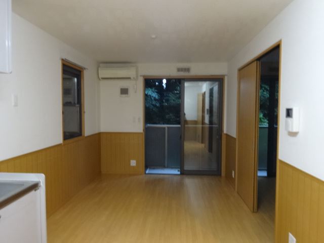 居室・リビング　ペットが飼えるお部屋です