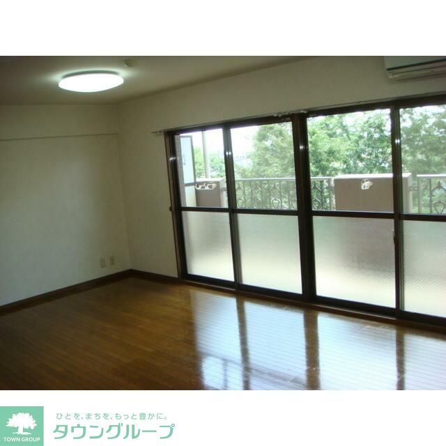 居室・リビング　同タイプ施工あり