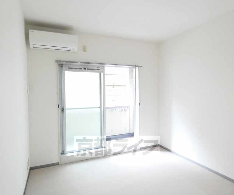 居室・リビング　きれいなお部屋です