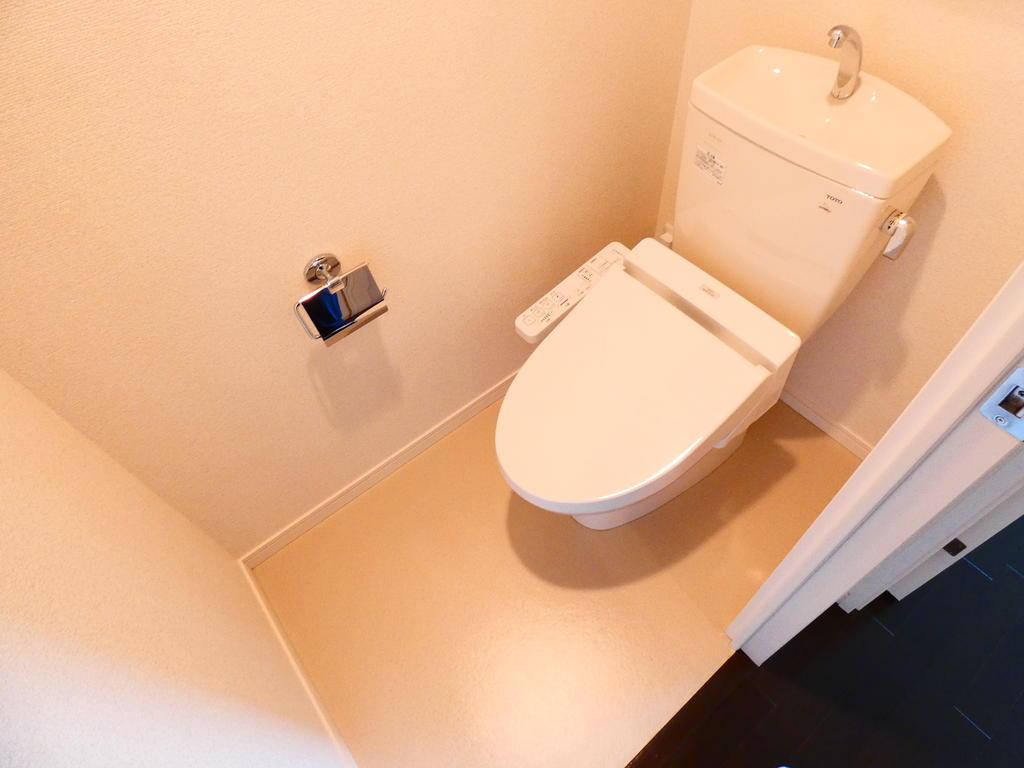 トイレ　トイレ