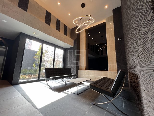 ロビー　Quintet NAMBA　ロビー