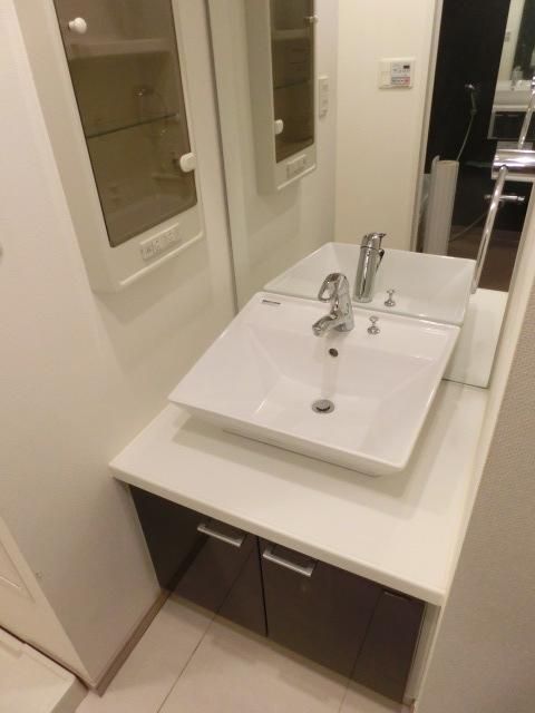 洗面設備　☆嬉しい独立洗面台☆