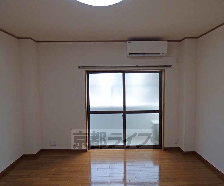 居室・リビング　綺麗なお部屋です。