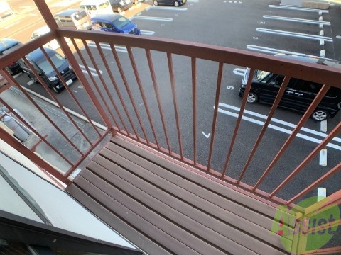 バルコニー　バルコニーはこんな感じです。イメージを掴んでください。