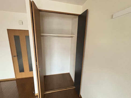収納　※別部屋の写真です