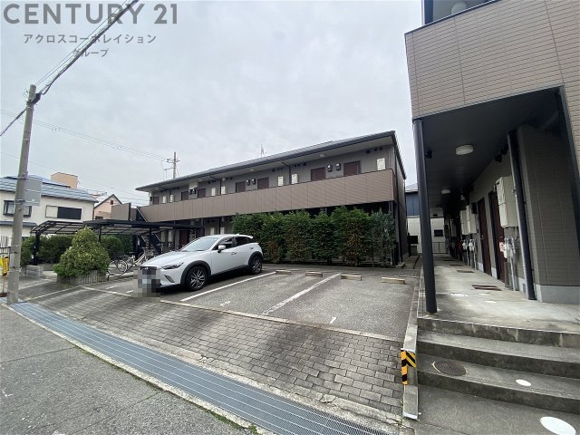 建物外観　敷地内に駐輪場あります！