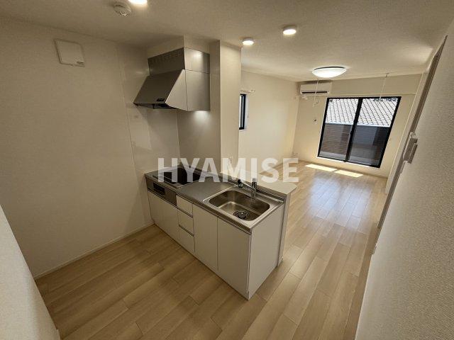 キッチン　※室内画像は別号室のもの