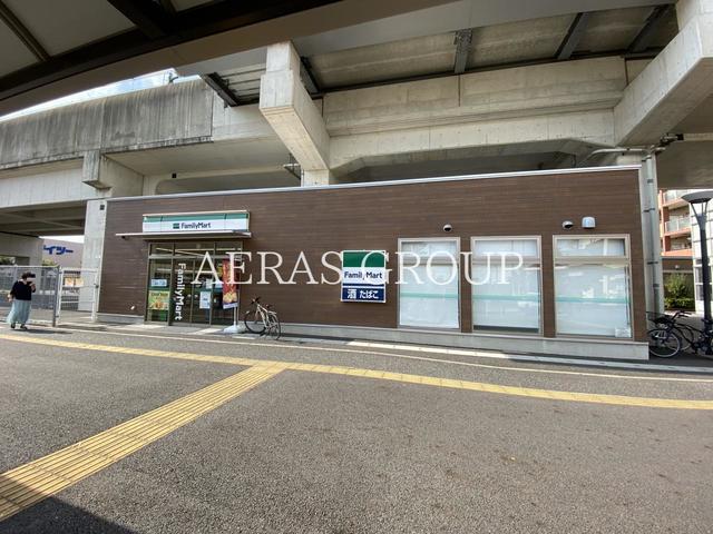 コンビニ　ファミリーマート 流山セントラルパーク駅前店（コンビニ）まで187m