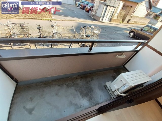 バルコニー　同タイプの画像です