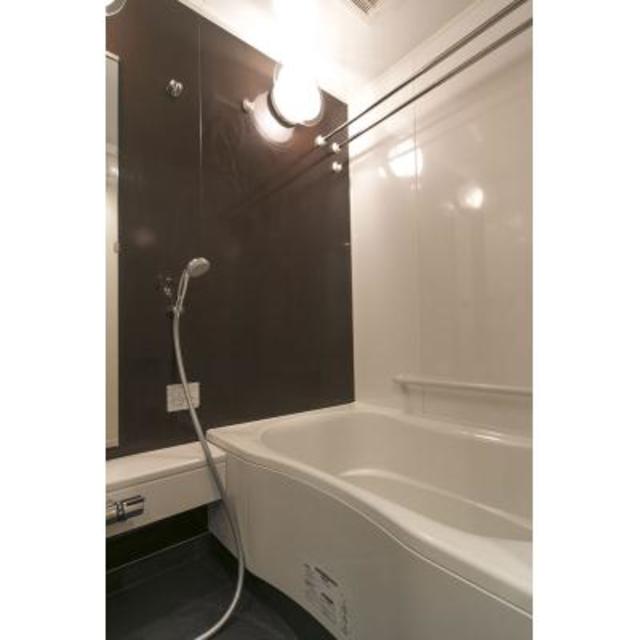 バス・シャワールーム　※写真は同タイプ住戸です。