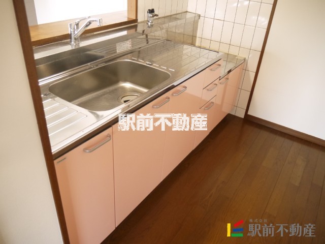 キッチン　同号室タイプ参考写真