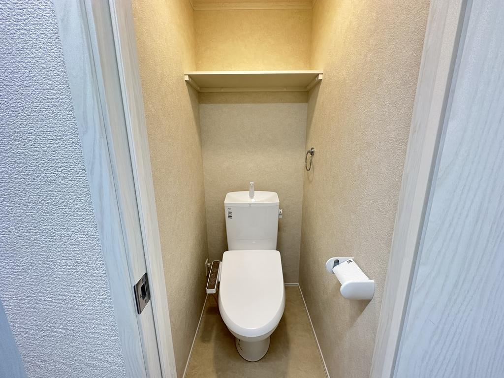 トイレ　※別号室モデル写真