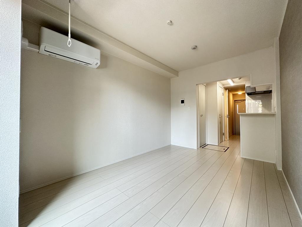 居室・リビング　※別号室モデル写真