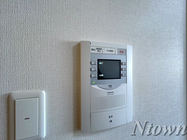 セキュリティ　モニター付きインターフォンです