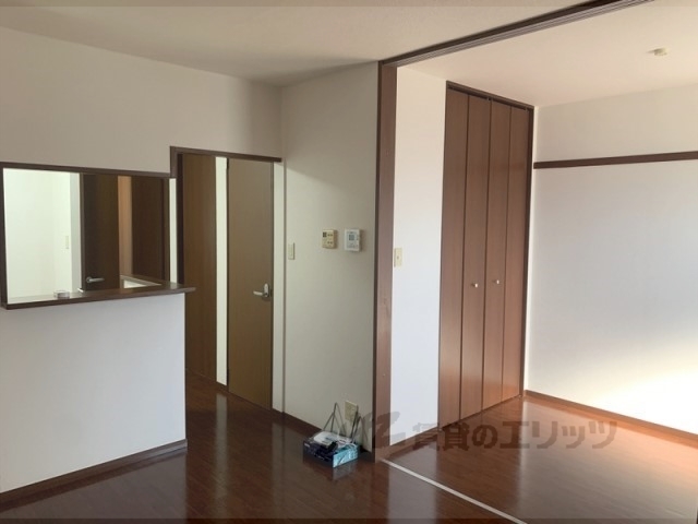 居室・リビング　リビング