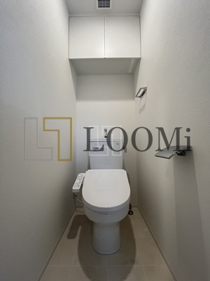 トイレ　スプランディッド難波III　温水洗浄便座