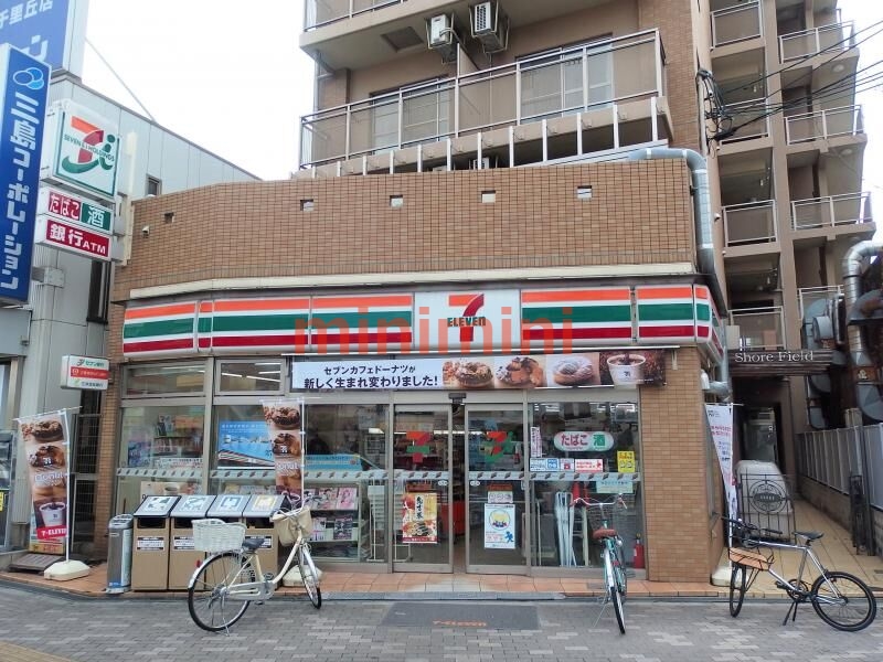 コンビニ　セブンイレブン摂津千里丘2丁目店（コンビニ）まで536m