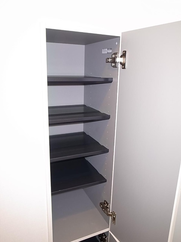 その他共有部分　高さ調整できるシューズボックスです