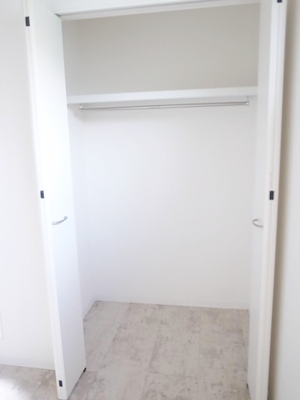 収納　お洋服が多い方でも楽々収納できます