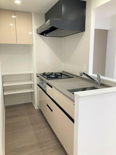 キッチン　※別部屋写真参照