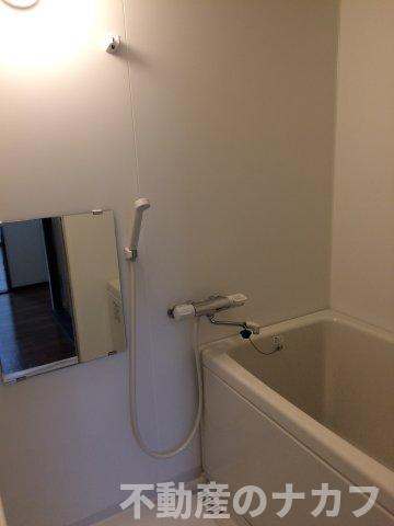 バス・シャワールーム　※過去の室内写真のため現況と異なる場合があります