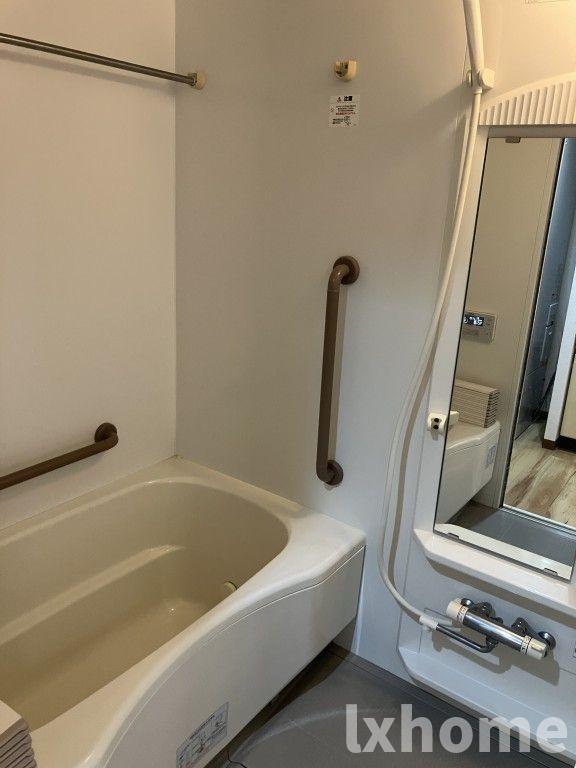 バス・シャワールーム　日々の疲れを癒すお風呂付です