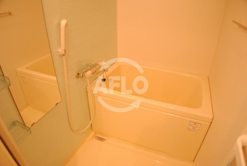 バス・シャワールーム　アドバンス心斎橋グランガーデン　清潔な浴室