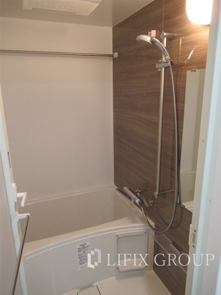 バス・シャワールーム　風呂