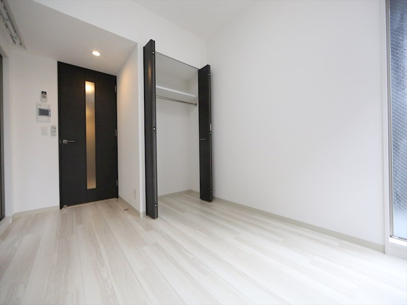 居室・リビング　洋室6.2帖　クローゼット付（収納充実してます）