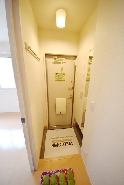 玄関　玄関　シューズＢＯＸあり