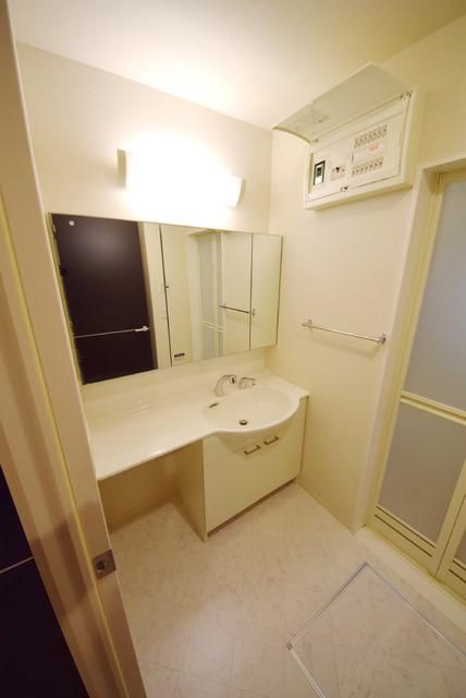 洗面設備　独立洗面台