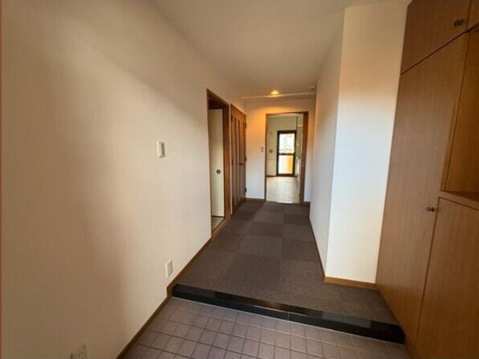 玄関　ゆったりとした玄関です