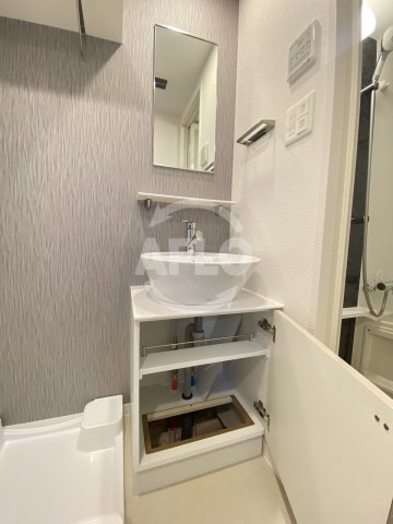 洗面設備　エスリード大阪リエート　独立洗面台