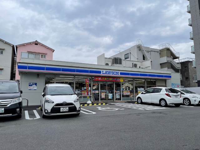 コンビニ　ローソン御幣島三丁目店（コンビニ）まで176m
