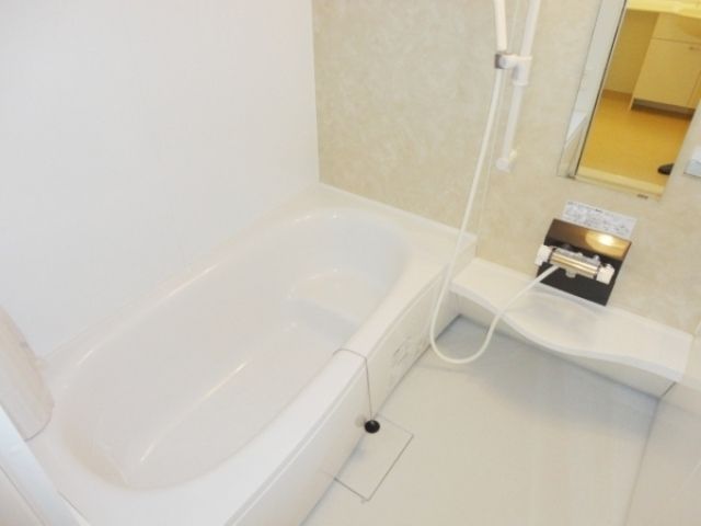 バス・シャワールーム　★ゆったりバス★