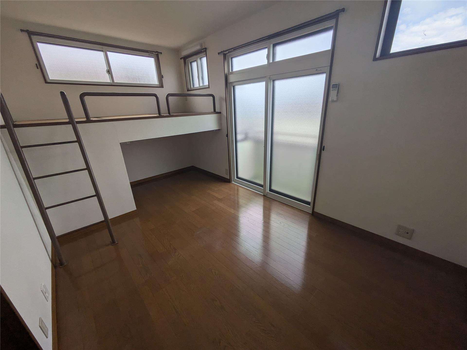 居室・リビング　洋室