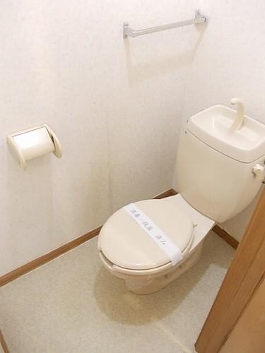 サンパティークI番館のトイレ写真