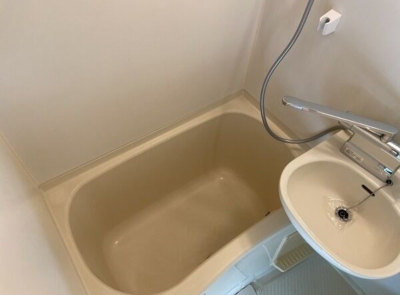 バス・シャワールーム　図面と現状に相違がある場合には現状を優先