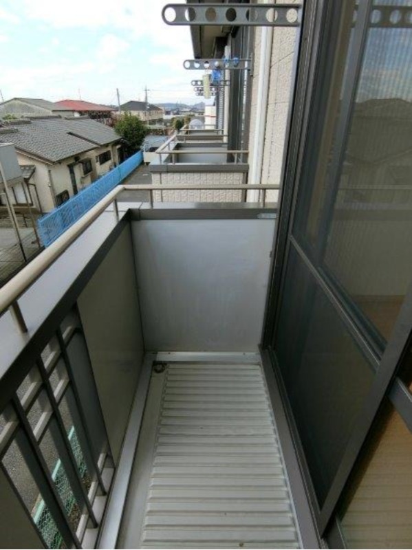 バルコニー　図面と現状に相違がある場合には現状を優先