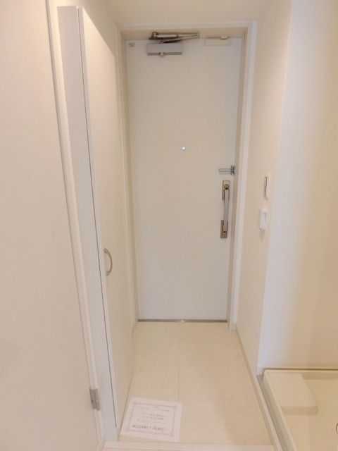 玄関　★お問い合わせはタウンハウジングまで★