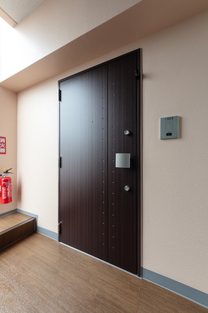 玄関　※写真は同タイプ住戸です。