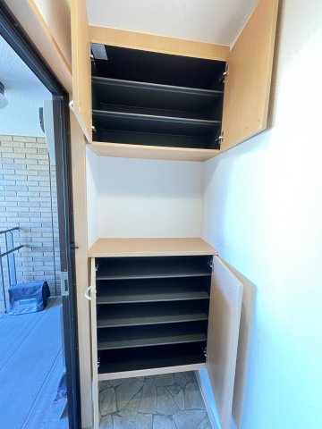 玄関　ゆったりとした玄関です