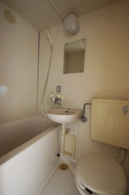 バス・シャワールーム　別号室の写真です